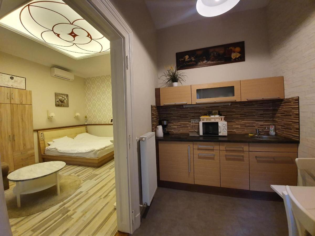 All In Apartman Ii. Budapest Eksteriør bilde